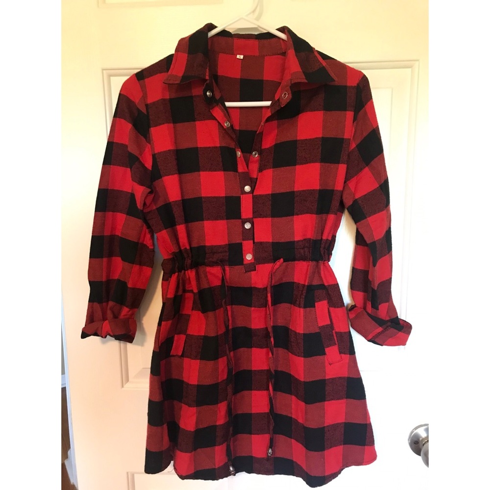 Juniors black and red checkered dress!